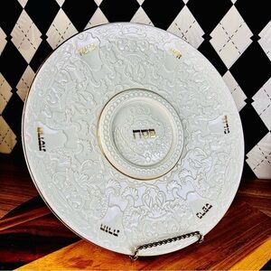 Lenox Judaic Seder Blessings Platter –‎ Ivory Porcelain with 24K Gold Trim- 13”